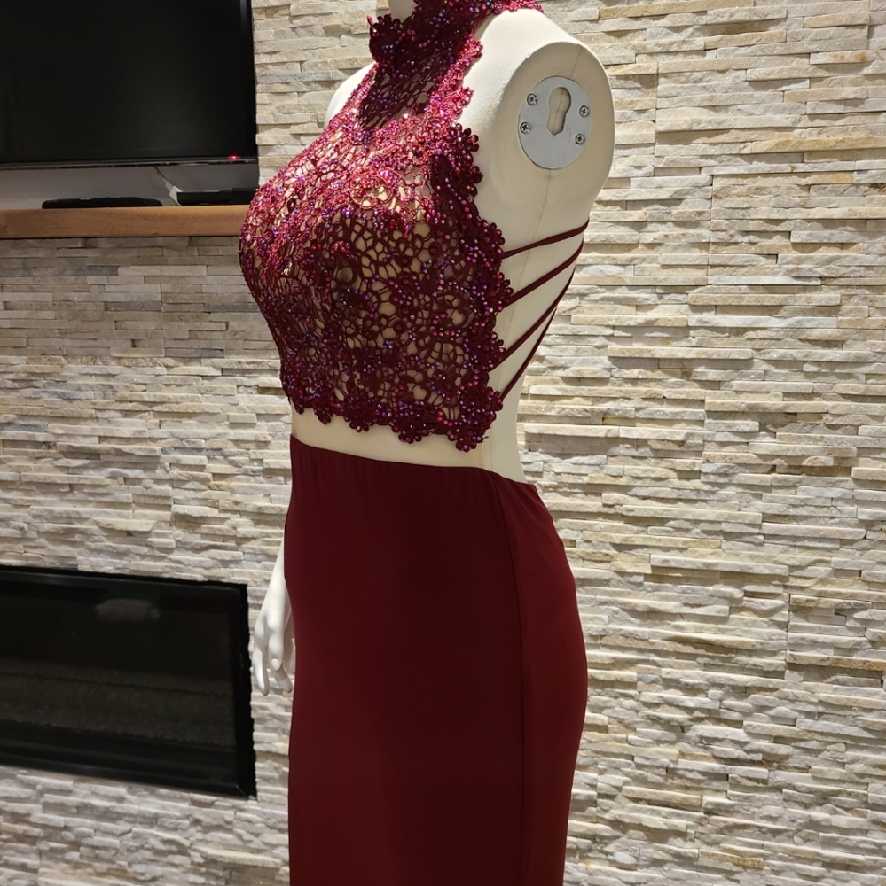 Alyce Paris Prom Wine Dress. - Picture 15 of 16